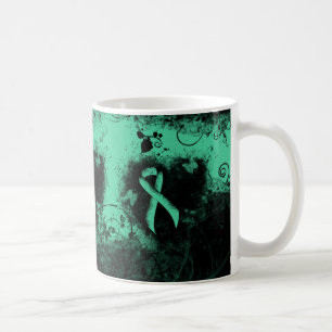 Caneca De Café Coração Grunge da Fita de Sensibilização Verde da