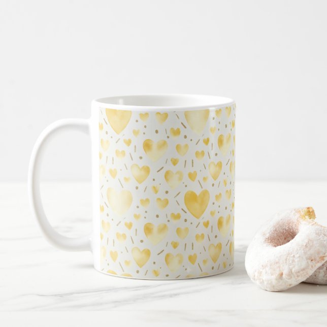 Caneca De Café Corações de Aquarela Dourada Ensolarada (Com Donut)
