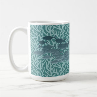 Caneca De Café Coral Azul E Uma Escola De Peixes