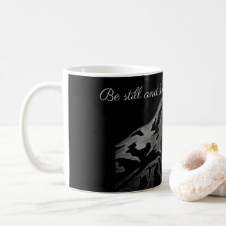Caneca De Café Cordilheira no Céu Desenhada à Mão