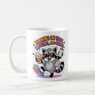 Caneca De Café Correndo com Vibrações, Cafeína e Mapache Chibi Ca