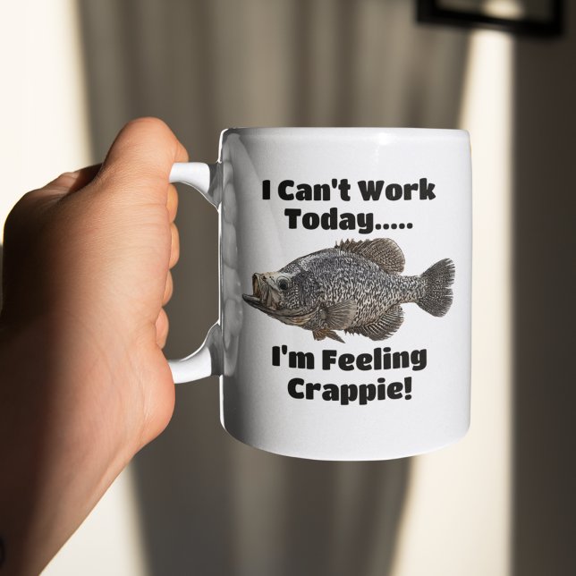 Caneca De Café Cotrabalhador Engraçado Sente-se Crappie Pun de Pe (Funny Crappie Fishing Pun Coffee Mug.)