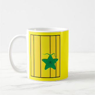 Caneca De Café Crescimento de Planta sob Cerca