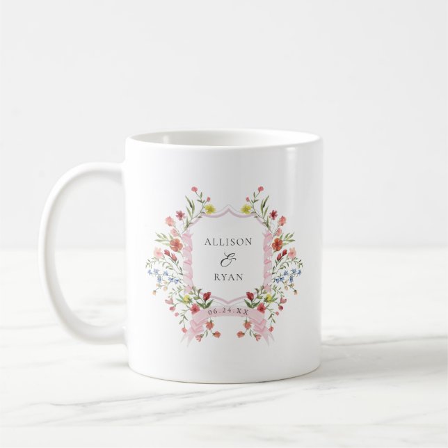 Caneca De Café Crest Monograma de Casamento Caprichoso no Jardim (Esquerda)