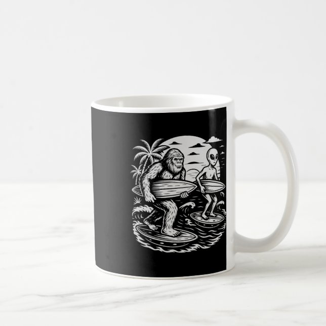 Caneca De Café Criptídeo Engraçado Pé Grande Alien Surfando Ufo P (Direita)