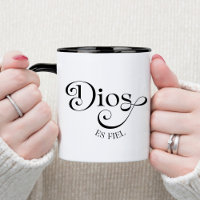 Caneca de Café Cristã em Espanhol Deus É Fiel