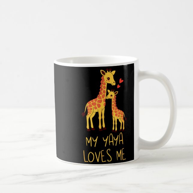 Caneca De Café Cute Baby Giraffe And Grandma My Yaya Loves Me  (Direita)