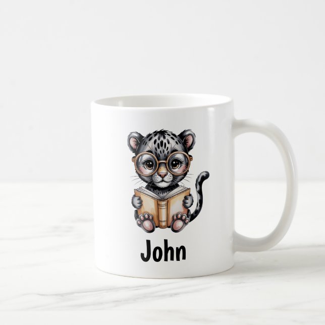 Caneca De Café Cute Baby Panther Reading a Book Custom (Direita)