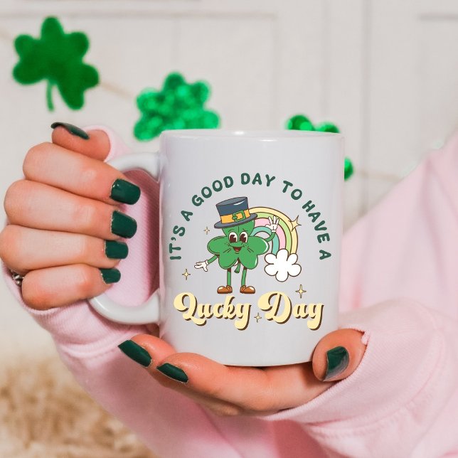 Caneca De Café Cute Lucky Clover Retro Rainbow – St. Paddy’s Day (Criador carregado)