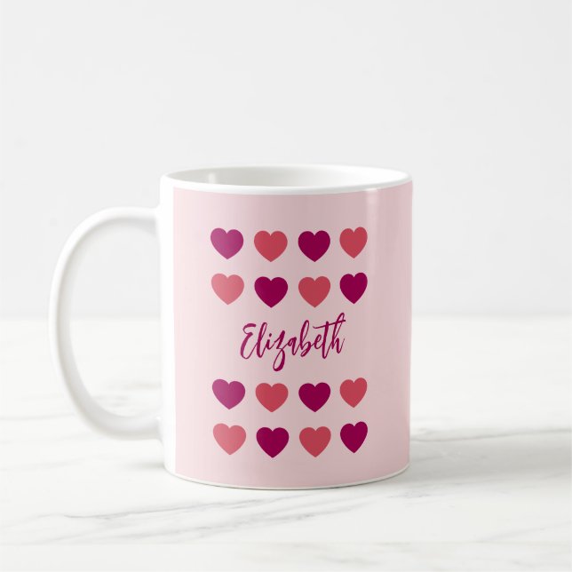 Caneca De Café Cute Shades of Pink Hearts Script Cursive Name (Esquerda)