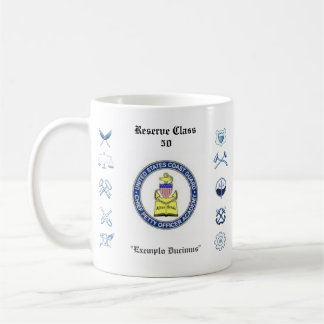 Caneca de café da classe 50 da reserva da academia