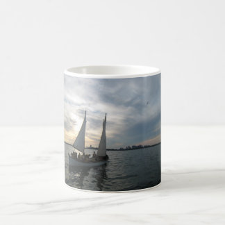 Caneca de café da ilha OB de Thompson