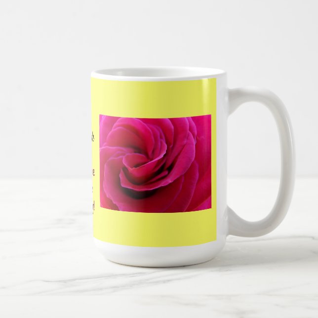 Caneca de Café da Mãe da Noiva Flores de Rosa Rosa (Direita)