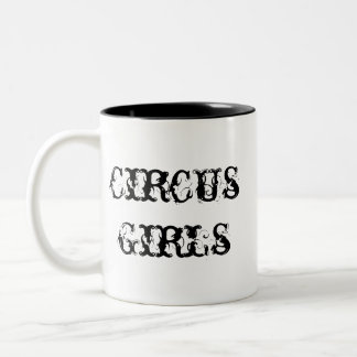 Caneca de café da menina do circo