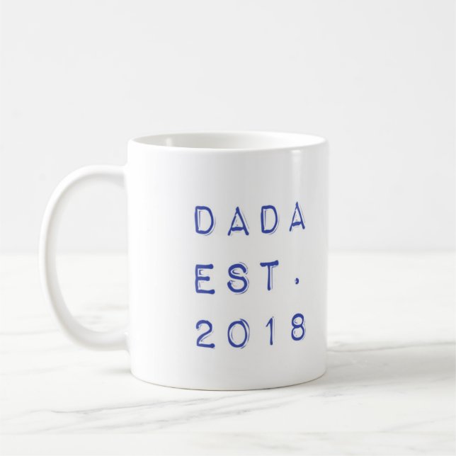 Caneca De Café Dada EST. 2018 (Esquerda)