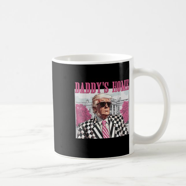 Caneca De Café Daddys Home Trump Pink 2024 (Direita)