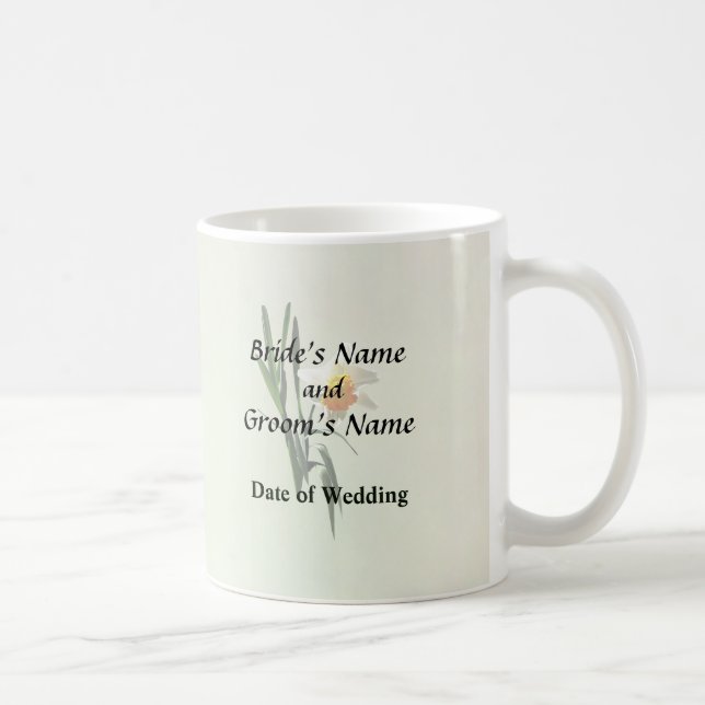 Caneca De Café Daffodil Tomando Produtos de Casamento de Arcos (Direita)