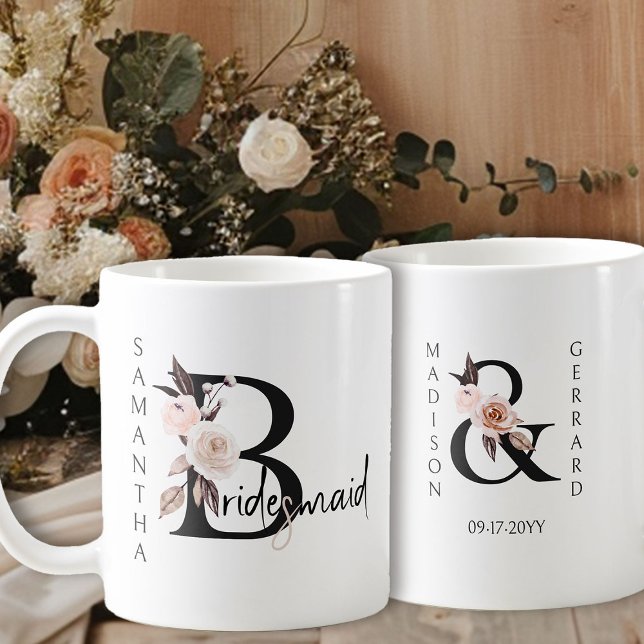 Caneca De Café Dama de honra com letra floral Boho (Bridal party gift to personalize for your Bridesmaid)