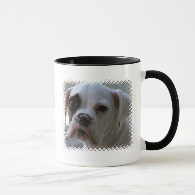 Caneca de café de olhos pretos do cão do pugilista (Direita)