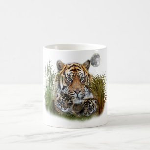 Caneca de café de tigre e filhotes