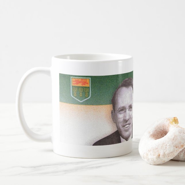 Caneca de café de Tommy Douglas (Com Donut)
