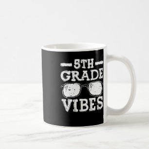 Caneca De Café De Volta Às Víblias Do 5 Da Escola