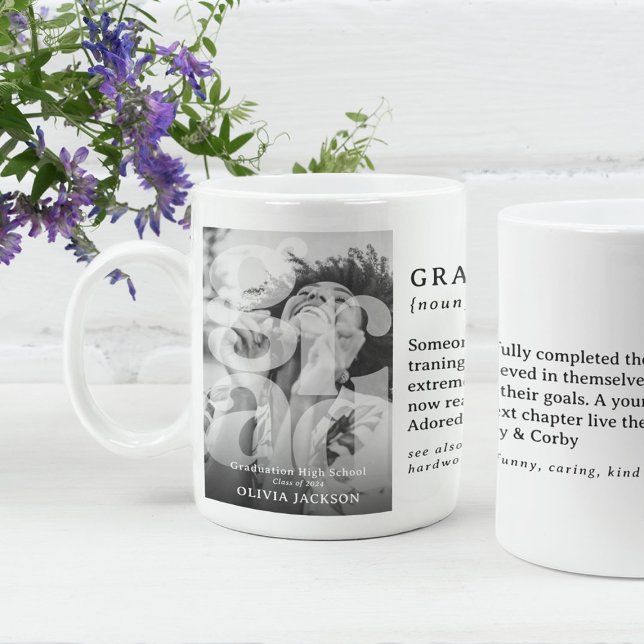 Caneca De Café Definição de FORMANDO Fotográfico com Letra de Sob (Criador carregado)
