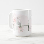 Caneca De Café Delicar Rosa Rosa Rosa Rosa Rosa Monograma - Letra<br><div class="desc">Monograma - Letra Floral H - Uma lavagem com aquarela cor rosa, pálida e penteada atrás de delicados rosas cor-de-rosa pincelados. Bonito pulverizações florais de aquarelas em ambos os lados da caneca - e decorem a grande primeira letra do seu nome. A folhagem verde-suave pintada à mão e as rosas...</div>