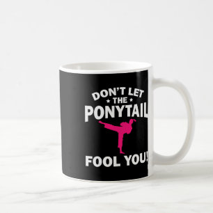 Caneca De Café Desenho de Karatê de Menina Engraçada Crianças Mul
