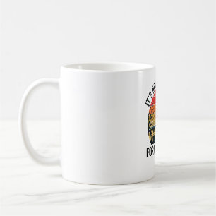 Caneca De Café Desenho Vetorial de Gato de Cemitério ao Pôr do So
