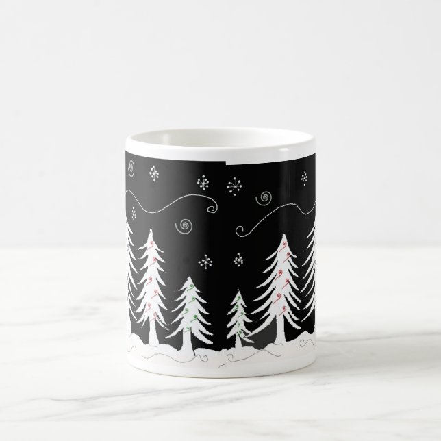 Caneca De Café Design de Árvore de Natal Preta e Branca (Centro)