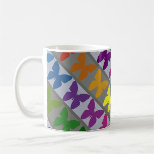Caneca de café design de borboleta colorida