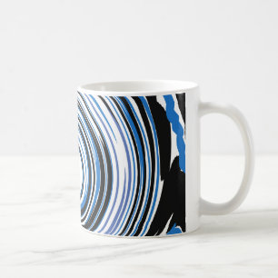 Caneca de café design de espiral azul e preta