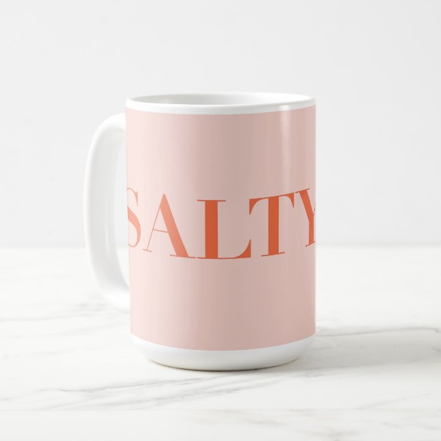 Caneca De Café DESIGN de Tipografia Sarcástica SALTY em Vermelho  (Frente Esquerda)