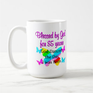 CANECA DE CAFÉ DEUS DANÇOU NO DIA EM QUE EU ERA NASCER 85 ANO