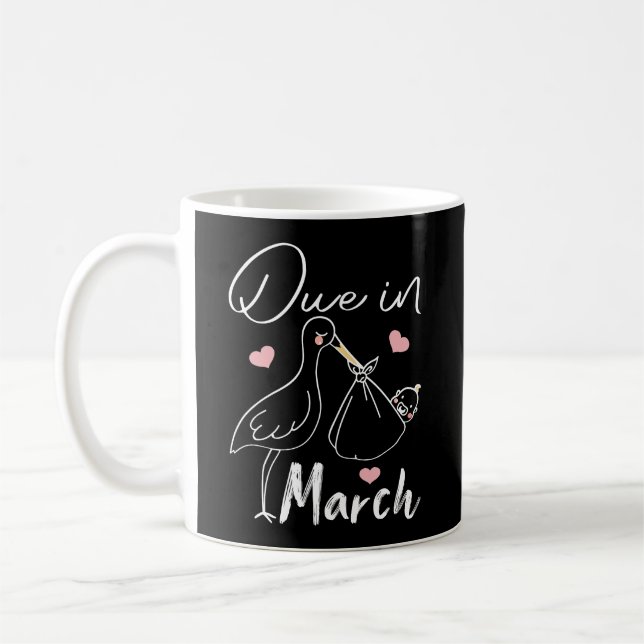 Caneca De Café Devido Em Março Cisne Engraçado Carregando Um Bebê (Esquerda)