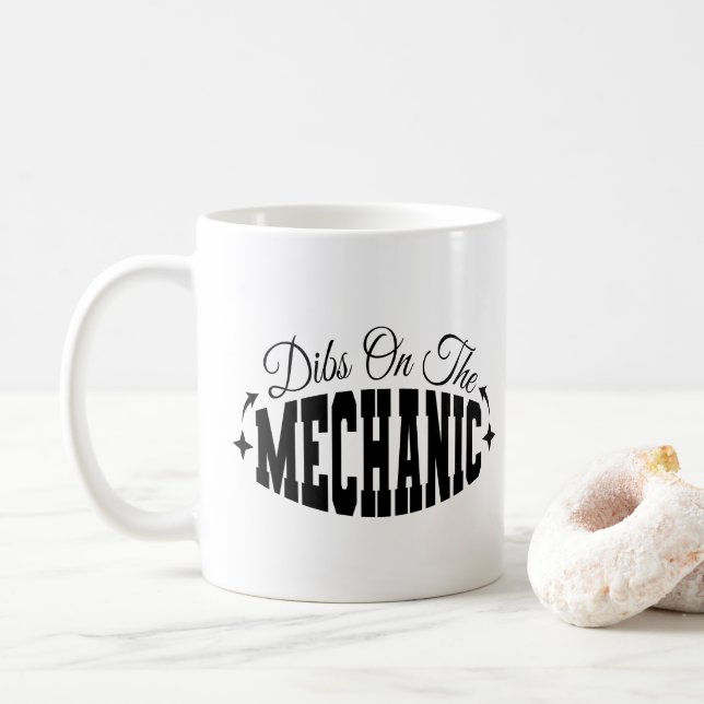 Caneca De Café Dibs No Mecânico Esposa Engraçada de Mecânico Sarc (Com Donut)