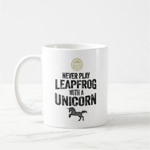 Caneca De Café DICA PRO: Nunca Brinque de Pular Carniça com um Un