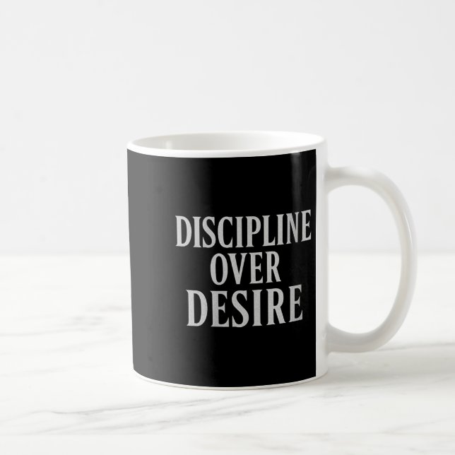 Caneca De Café Disciplina feminina sobre desejo _ motivação estát (Direita)
