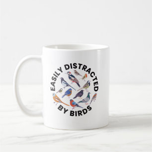 Caneca De Café Distraído Facilmente Pelas Aves, Vigiando Pássaros