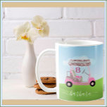 Caneca De Café Diversão do Curso de Golfe Glitzy Personalizar<br><div class="desc">Um toque de humor de golfe para a garota-amiga na sua vida, que se divertirá com este — um carrinho de golfe brilhante para o amante de golfe que gosta de jogar com estilo — ou apenas ama jogar — personalizado com nome próprio — personalizado com duas cores e único....</div>