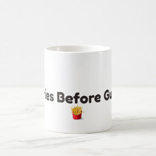 Caneca de Café Divertida 'Fritas Antes de Caras'
