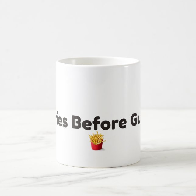 Caneca de Café Divertida 'Fritas Antes de Caras' (Centro)