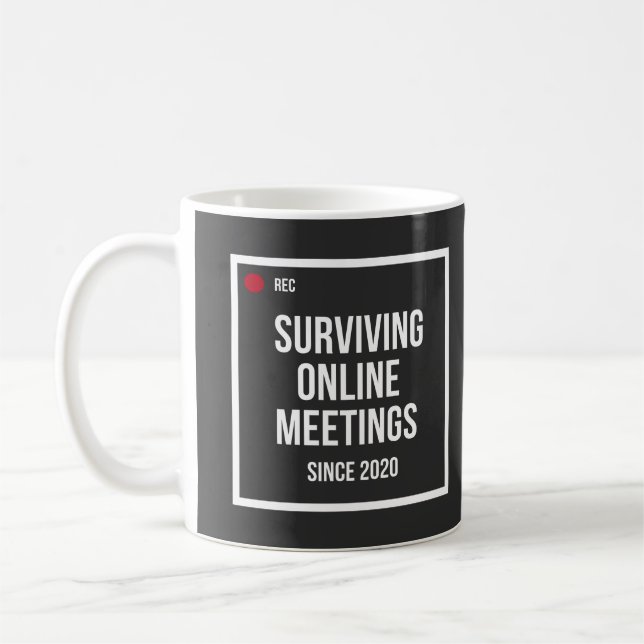 Caneca de Café Divertida Sobrevivendo a Reuniões O (Esquerda)