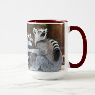 Caneca de café do amor do Lemur