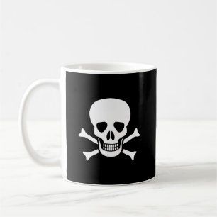 Caneca de café do crânio humano