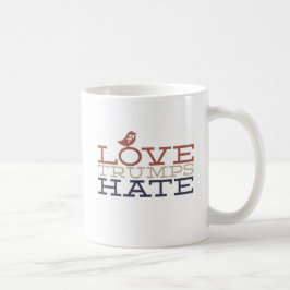 Caneca de café do ódio dos trunfos do amor