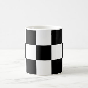 Caneca de café do tabuleiro de damas