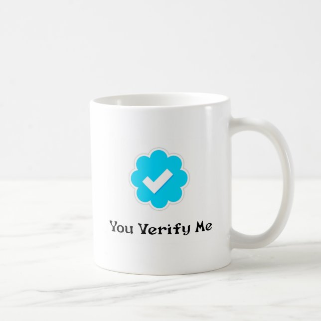 Caneca de café do #YouVerifyMe (Direita)