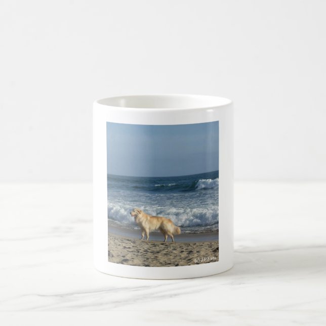 Caneca De Café Dog At The Beach  (Centro)